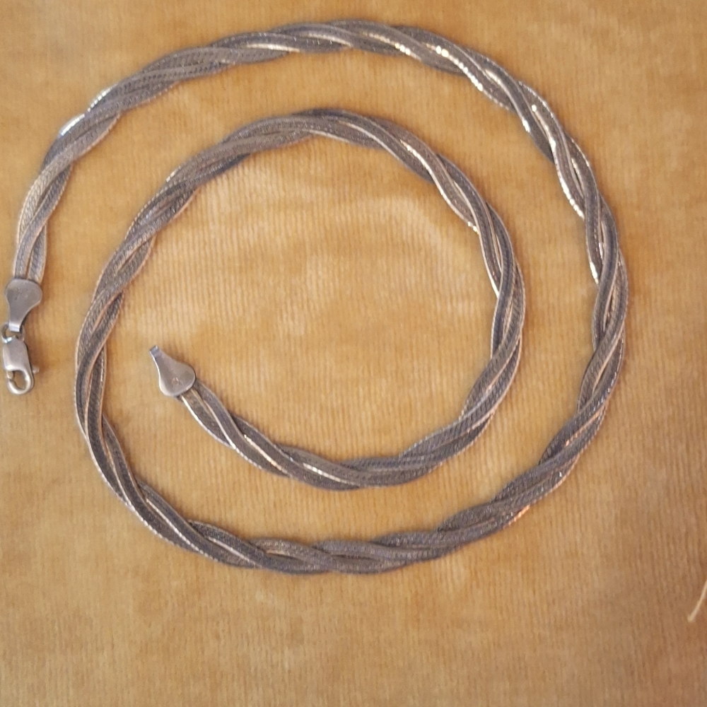 Sterling Silver 18" necklace